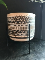 Geometric design vase and stand
