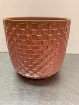 Textured ceramic pot